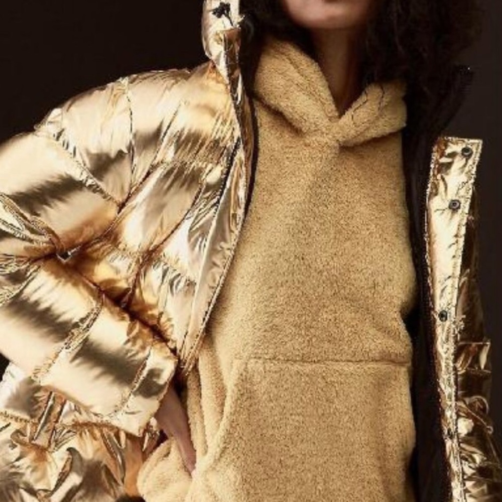 Aritzia TNA Super Puff Metallic Gold XXS